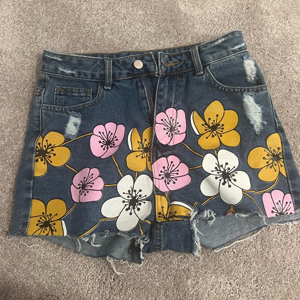 Shein Denim floral printed Jean shorts
